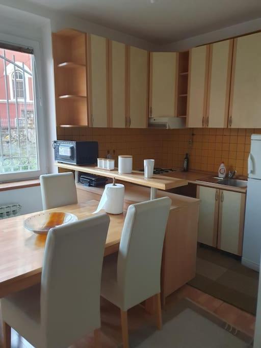 Apartment In The City Center SJJ Exteriör bild